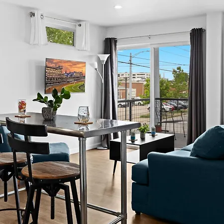 Experience The Unique Re-Nu Shipping Container #4 Apartment